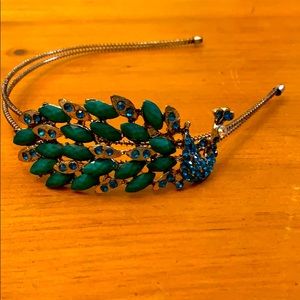 GOREGOUS blue and green peacock headband.